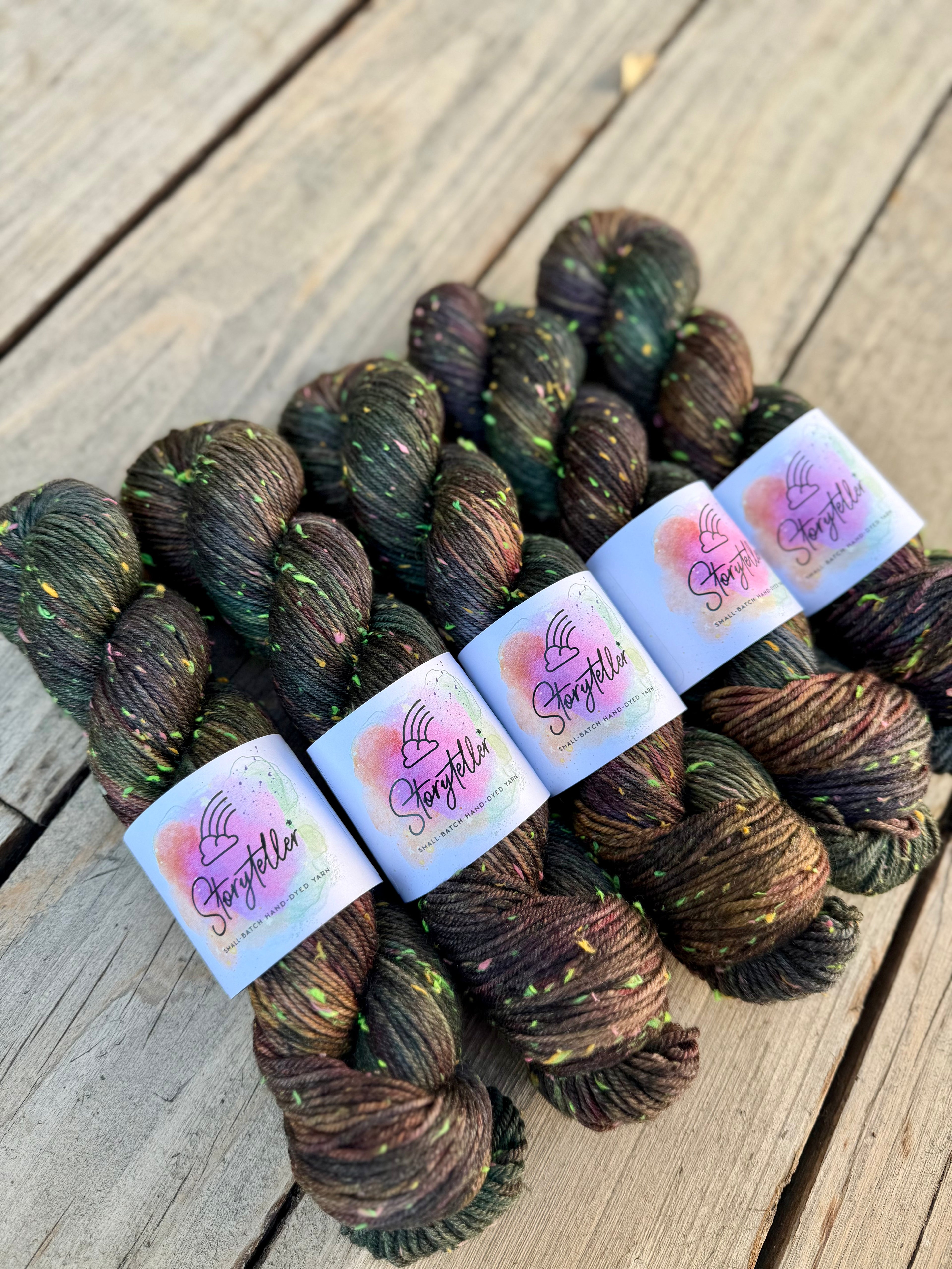 Storyteller Neon Tweed DK | Book of Spells